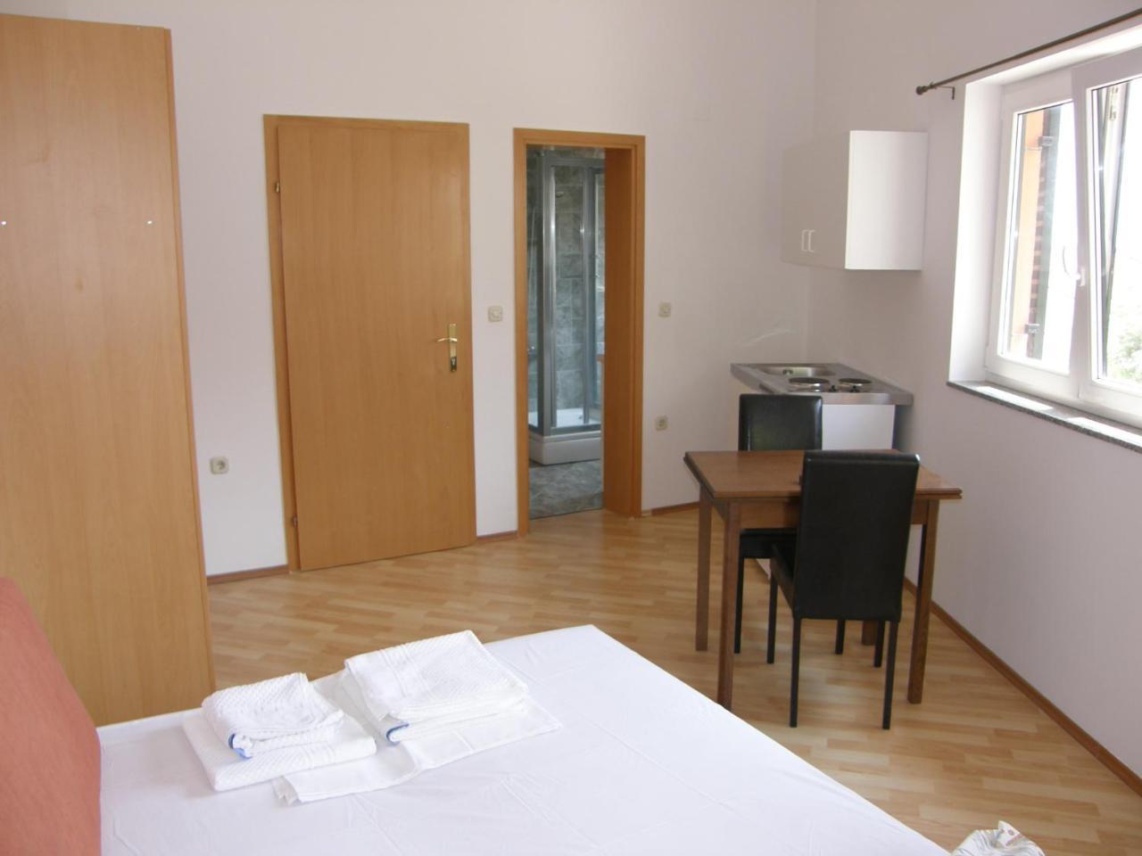 Apartments Pintar Zarok Baška Exteriér fotografie