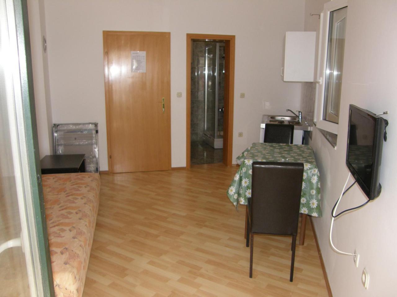 Apartments Pintar Zarok Baška Exteriér fotografie